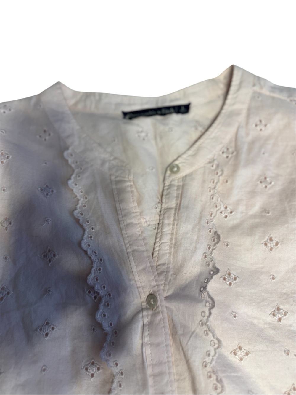 Abercrombie & Fitch Light Pink Eyelet Long-Sleeve Blouse Size L - Picture 3 of 7